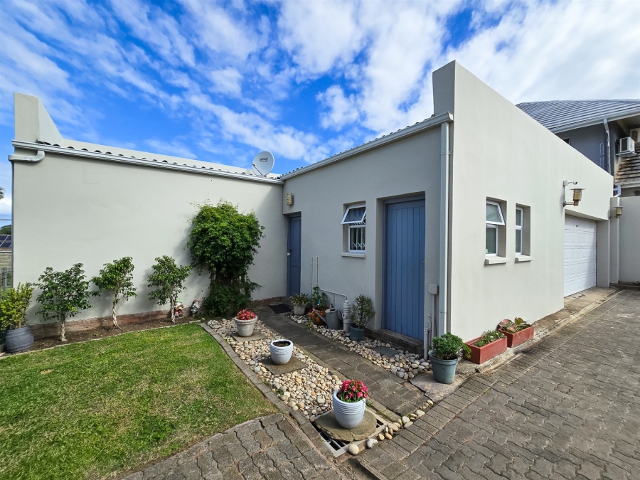 4 Bedroom Property for Sale in Selborne Eastern Cape